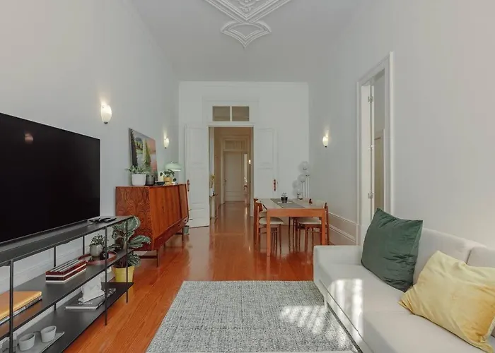 Luxury In Flores By Kobi *