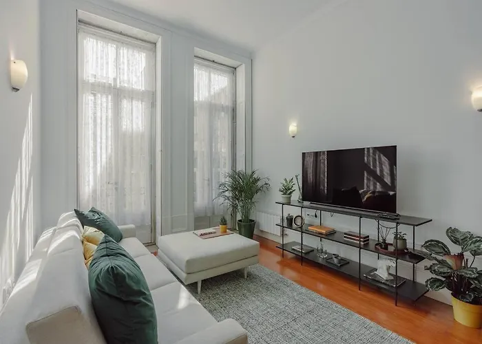 Luxury In Flores By Kobi