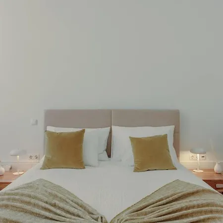 Luxury In Flores By Kobi Porto