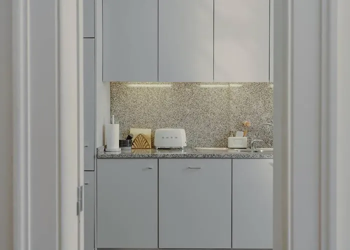 Luxury In Flores By Kobi *