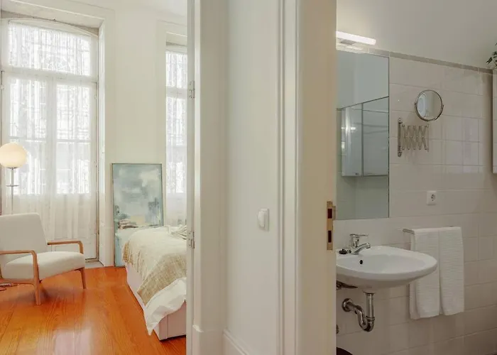 Luxury In Flores By Kobi Oporto