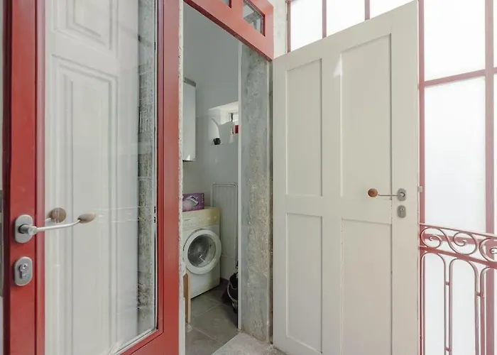 Luxury In Flores By Kobi